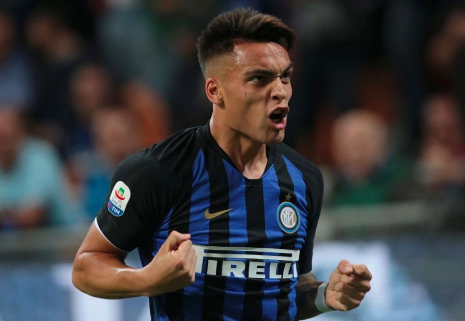 Ντεφορμέ ο Ικάρντι; Λαουτάρο εδώ (vid)