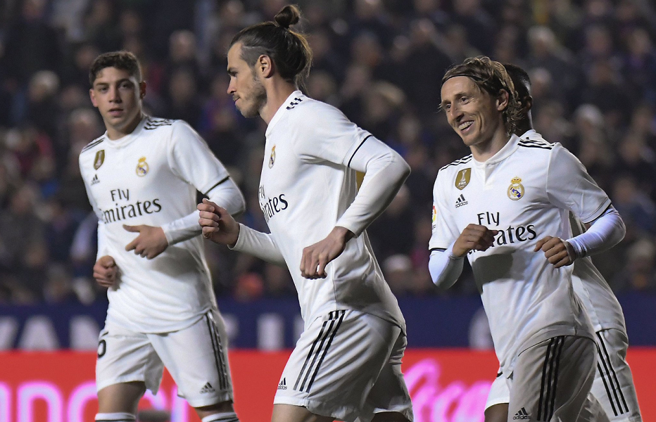 Ο Μπέιλ τσαντίστηκε και γελούσε από τα νεύρα του στον πάγκο! (vid)