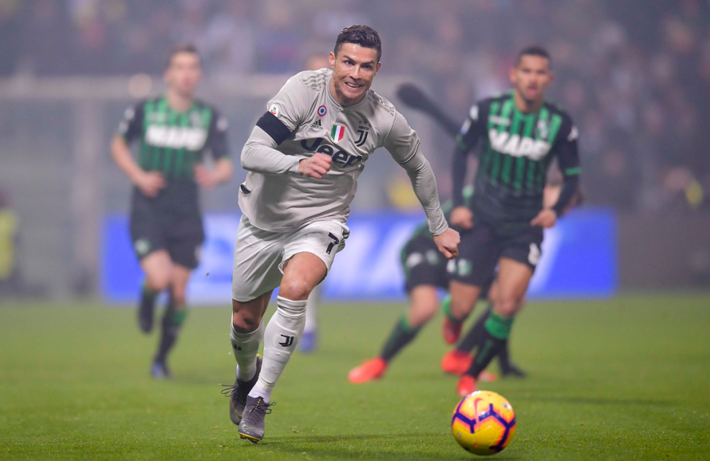 Το τραγούδι για τον Κριστιάνο που τρέλανε τους Ιταλούς (vid)