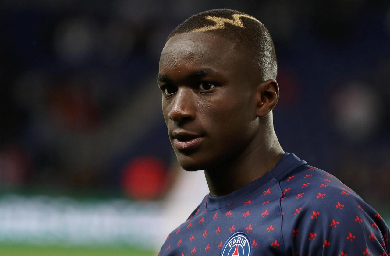 Ανανεώνει το μελλοντικό της «αστέρι» η Παρί!