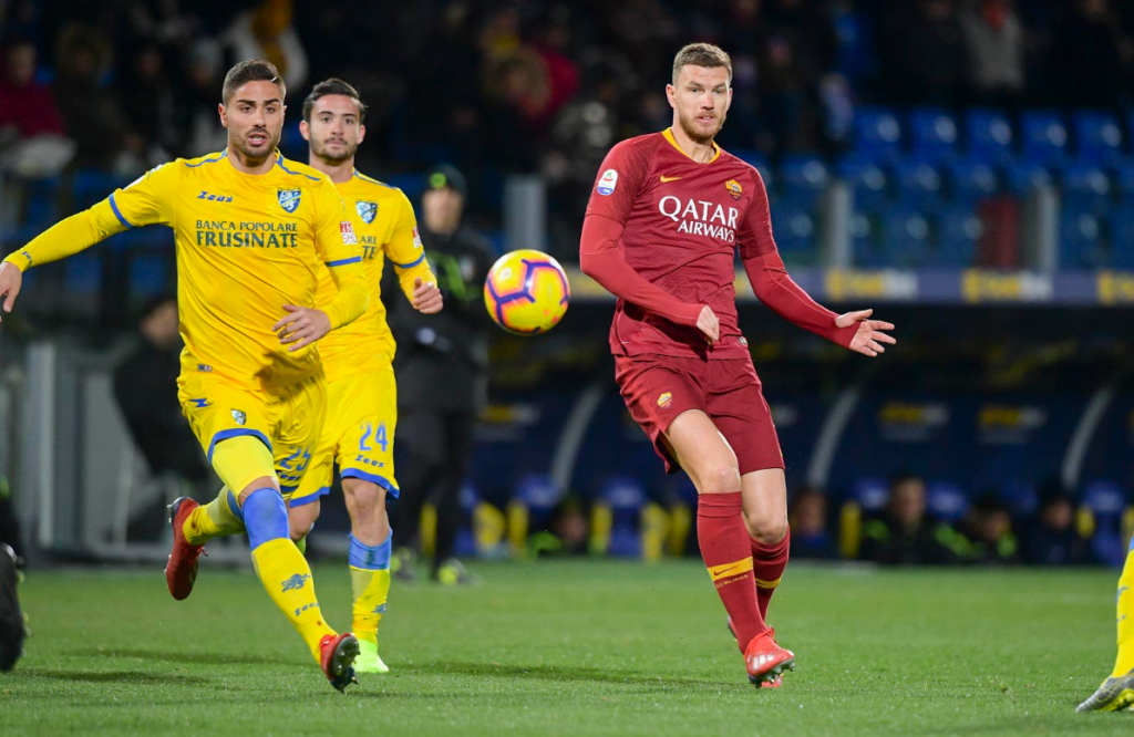 Εφτάψυχη και Ευρωπαία η Ρόμα (vid)