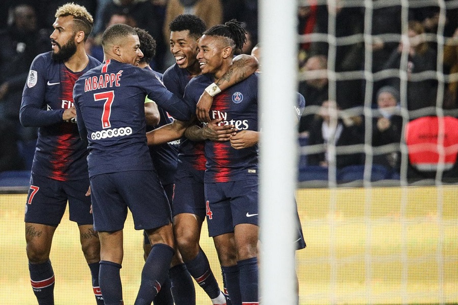 Πάρτι με γκολάρες και αυτογκόλ έστησε η Παρί (vid)