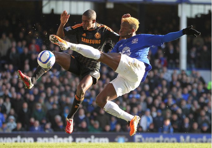 Όταν ο Σαχά πήρε… παραμάζωμα την Τσέλσι! (vid)