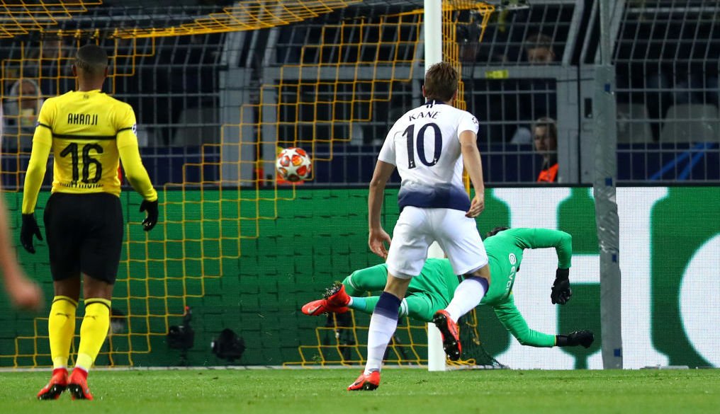 «Λούζερ» στην Πρέμιερ Λιγκ, αμείλικτη στο… σεντόνι (vid)