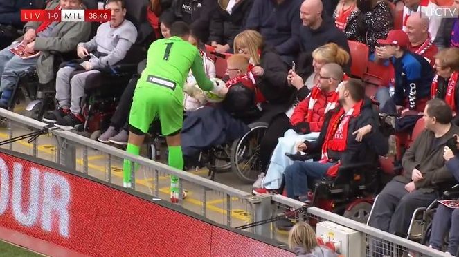 Το ποδόσφαιρο είναι αυτή η κίνηση του Ντούντεκ! (vid)