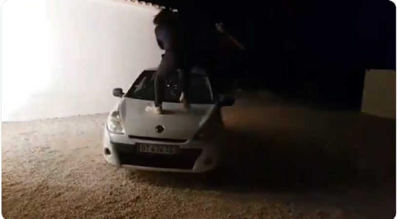 Οπαδός της Μαρσέιγ σπάει το αμάξι του μετά την ήττα από την Παρί! (vid)