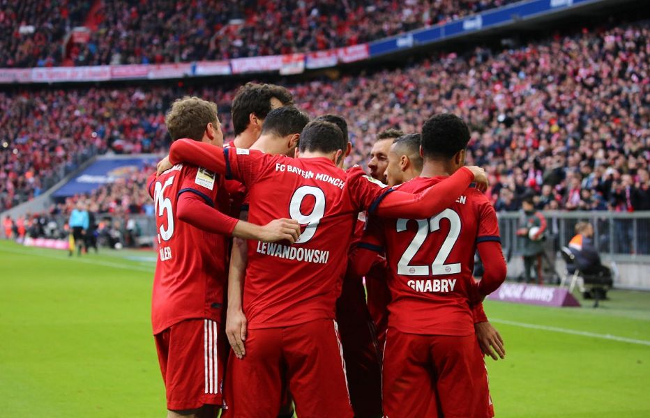 «Εξάσφαιρη» και στο… κατόπι της Ντόρτμουντ η Μπάγερν! (vid)