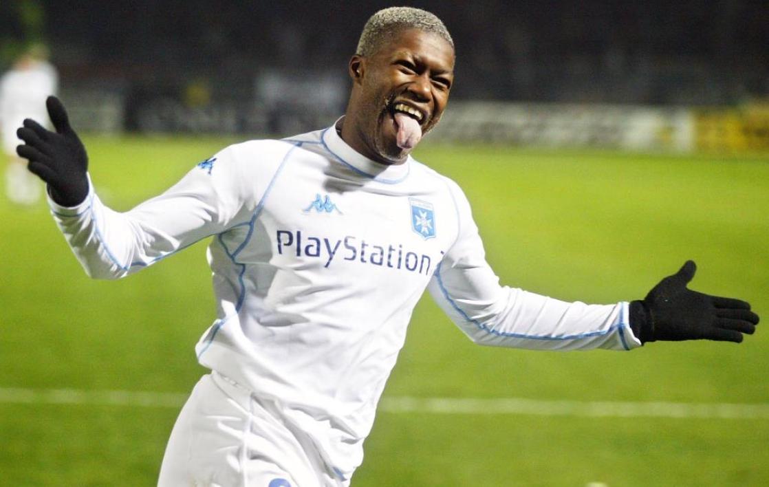 Djibriliant…ντεμπούτο! (vid)