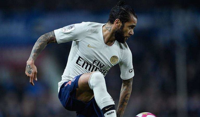 Άλβες για Τούχελ: “Είναι σπουδαίος προπονητής! Μου θυμίζει τον Πεπ” (vid)