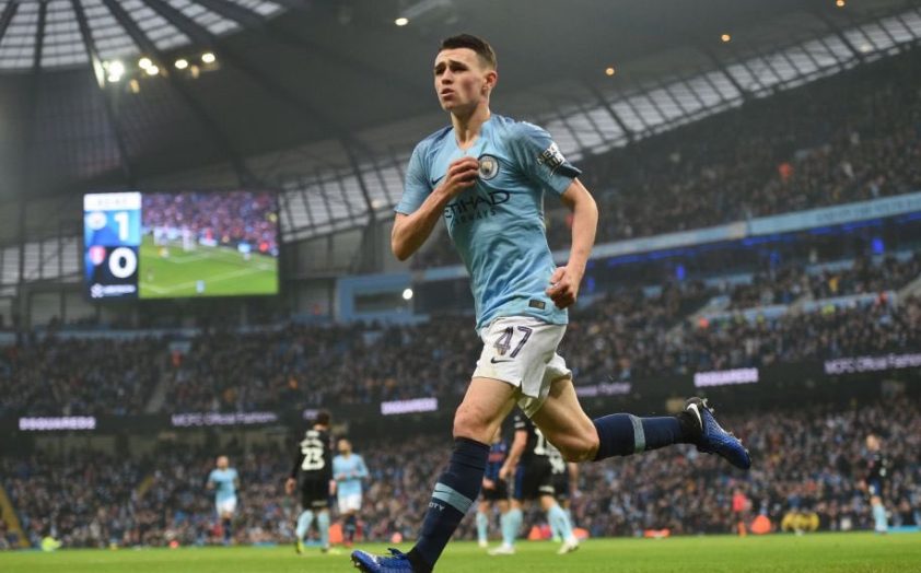 Στην πόρτα της εξόδου ο Φοντέν