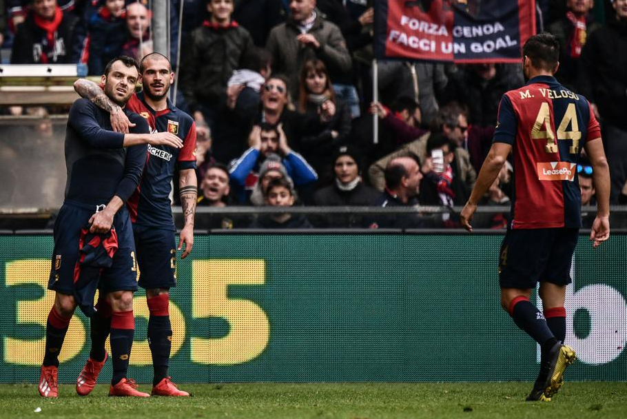 Έλειπε ο Κριστιάνο, χόρευε η… Τζένοα! (vid)