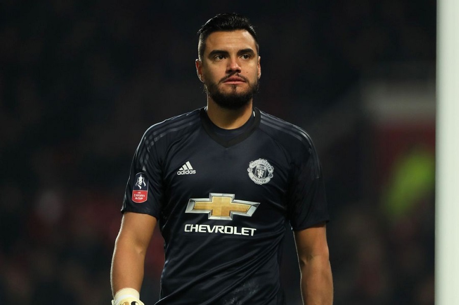 Στο βιβλίο Guinness για τα περισσότερα γκολ από το κέντρο ο Ρομέρο! (vid)