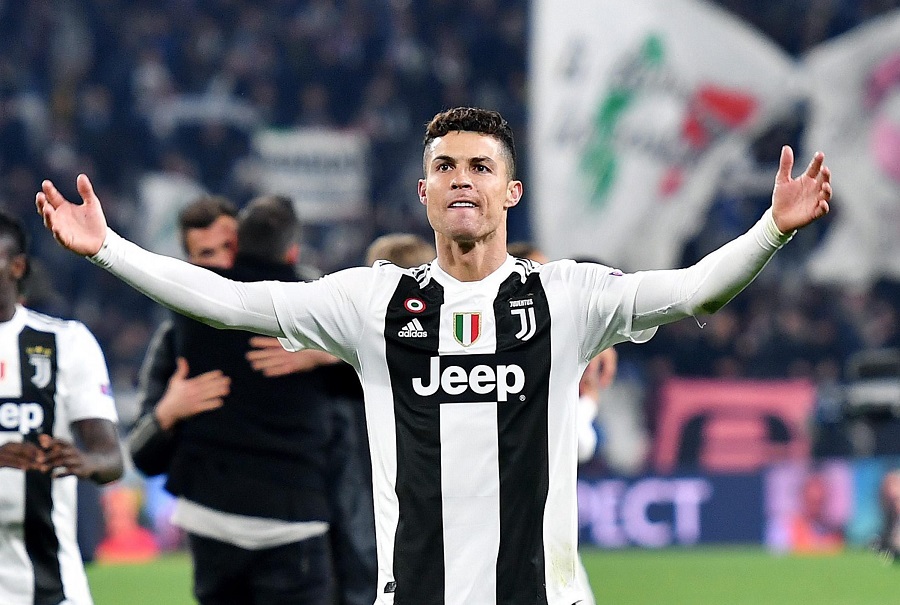 Κριστιάνο σε Εβρά πριν τη ρεβάνς: «Θα τους διαλύσουμε αδερφέ»! (pic)