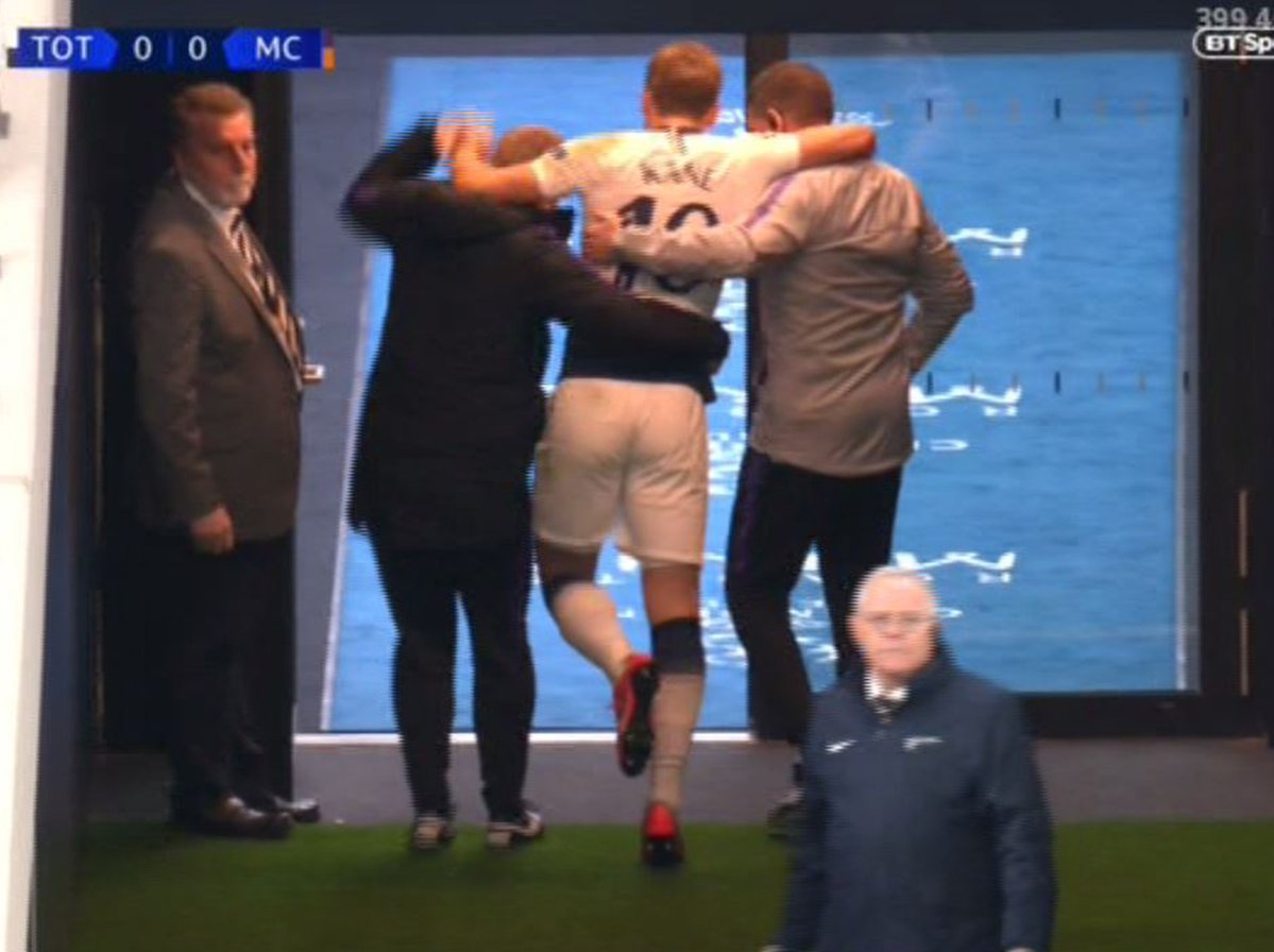 Ντέρμπι τέλος για τον Κέιν, έφυγε για τα αποδυτήρια (pic)