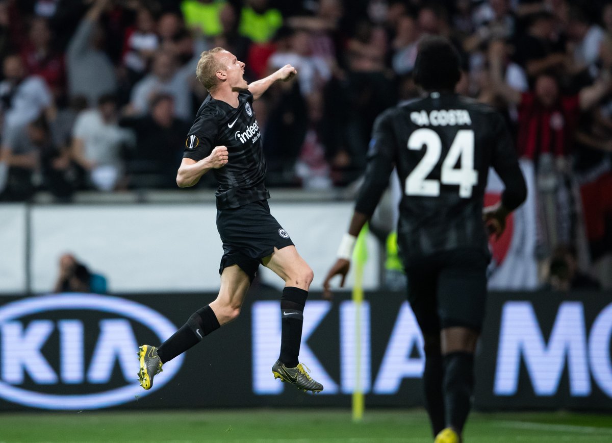 Της έκοψε φτερά και πρόκριση (vid)