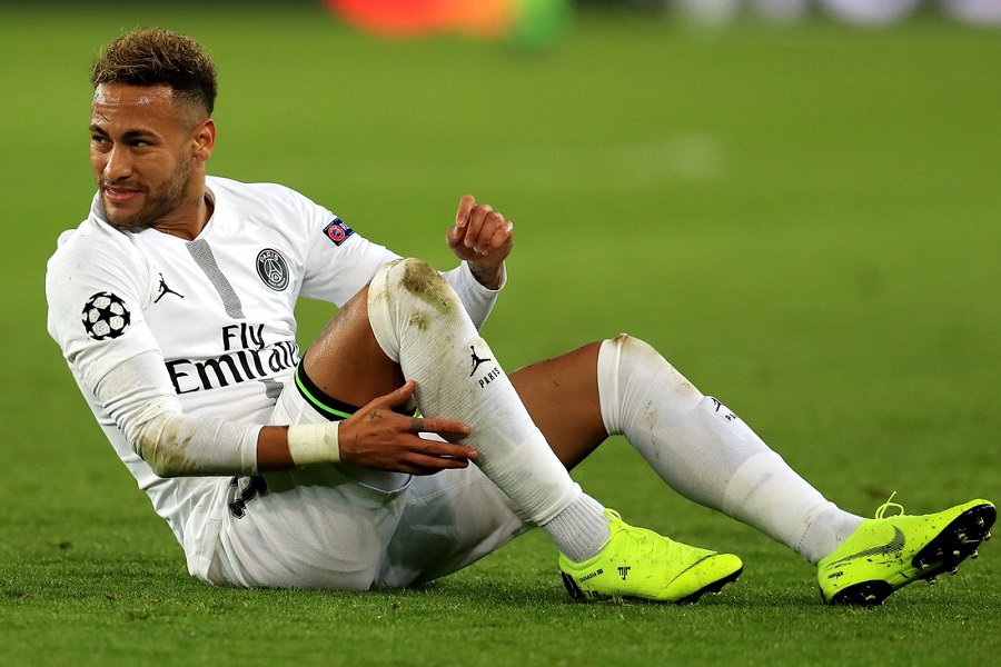 UEFA: “Τρεις αγωνιστικές τιμωρία στον Νεϊμάρ” (pic)