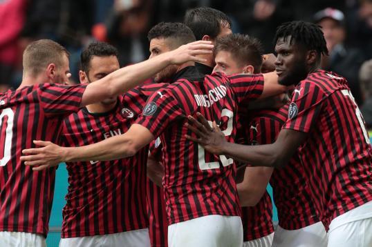 Η ΣΠΑΛ-ιάρα ήρθε από το Μιλάνο (vid)