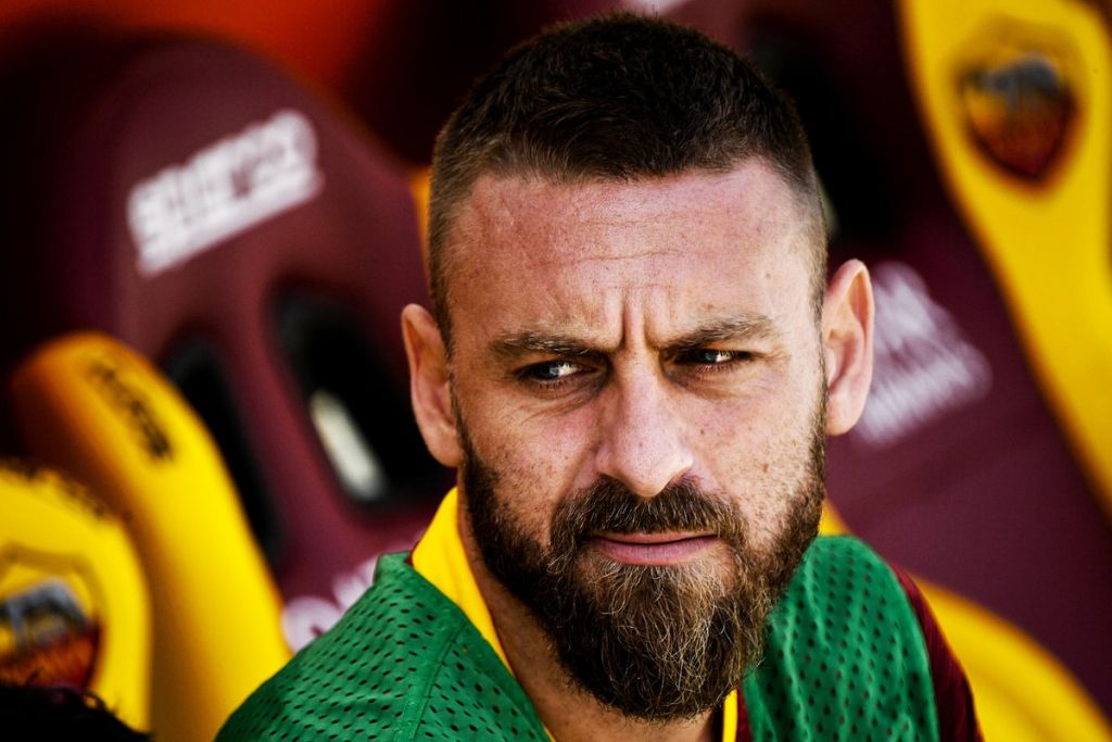 Έτσι αποχαιρέτησαν τον Ντε Ρόσι οι συμπαίκτες του! (vid)