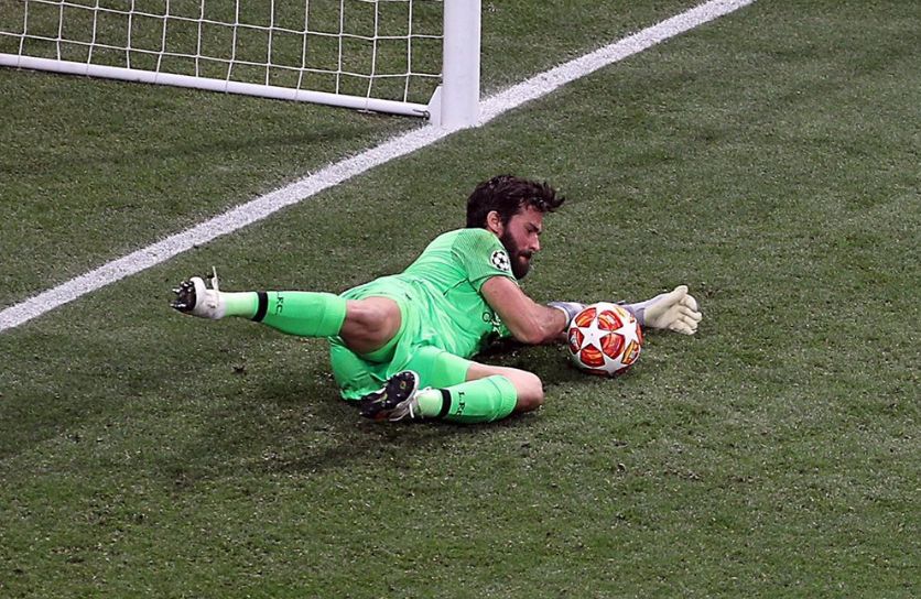 Κλοπ: «Έχει κάνει βήματα προόδου ο Άλισον, αλλά…»