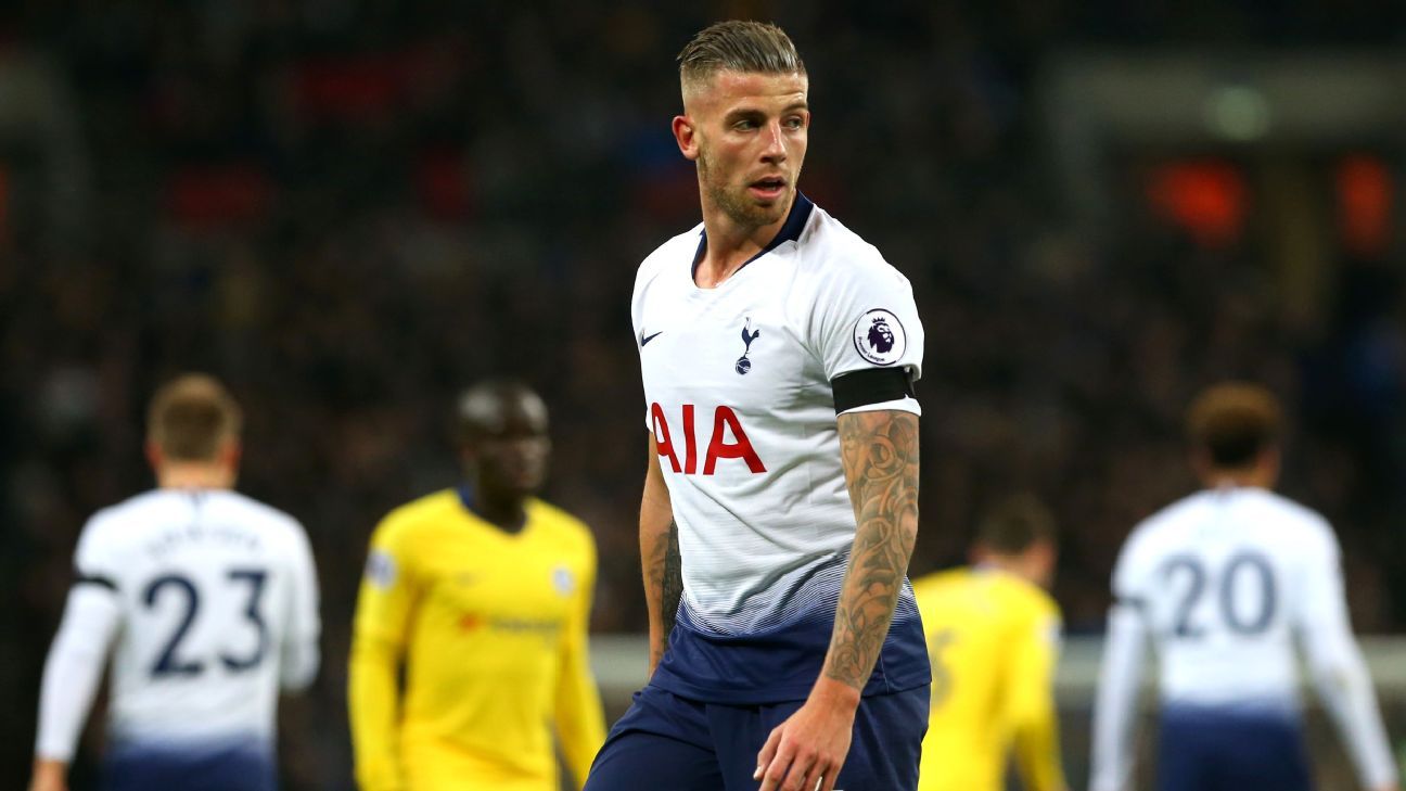 «Ψηφίζει» Ελλάδα για τις διακοπές του ο Αλντερβάιρελντ (pic)