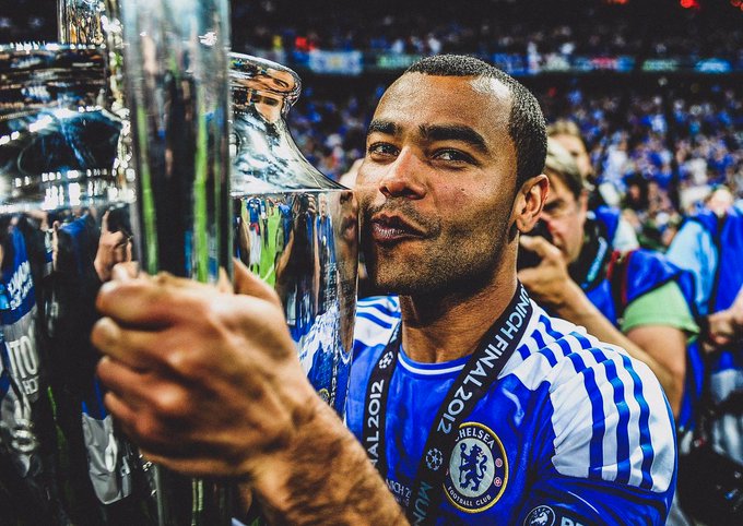 Τα κρέμασε και… επίσημα ο Άσλεϊ Κόουλ