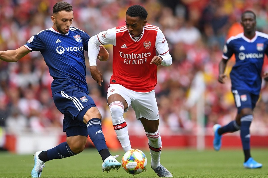 Μπάγερν: “Γλυκοκοιτάζει” αστέρι της Άρσεναλ (pic)