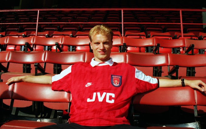 Όταν ο Μπέργκαμπ συστήθηκε στην Άρσεναλ! (vid)