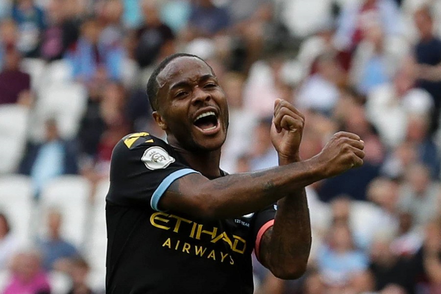 Στέρλινγκ: Υπογράφει μυθική προσωπική συμφωνία! (pic)