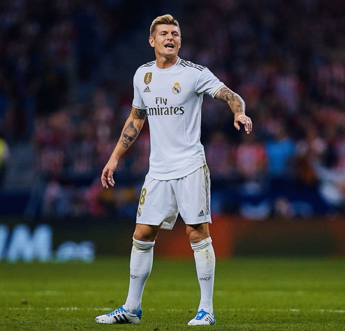 Ο Τόνι Κρόος με τη φανέλα της Ρεάλ Μαδρίτης