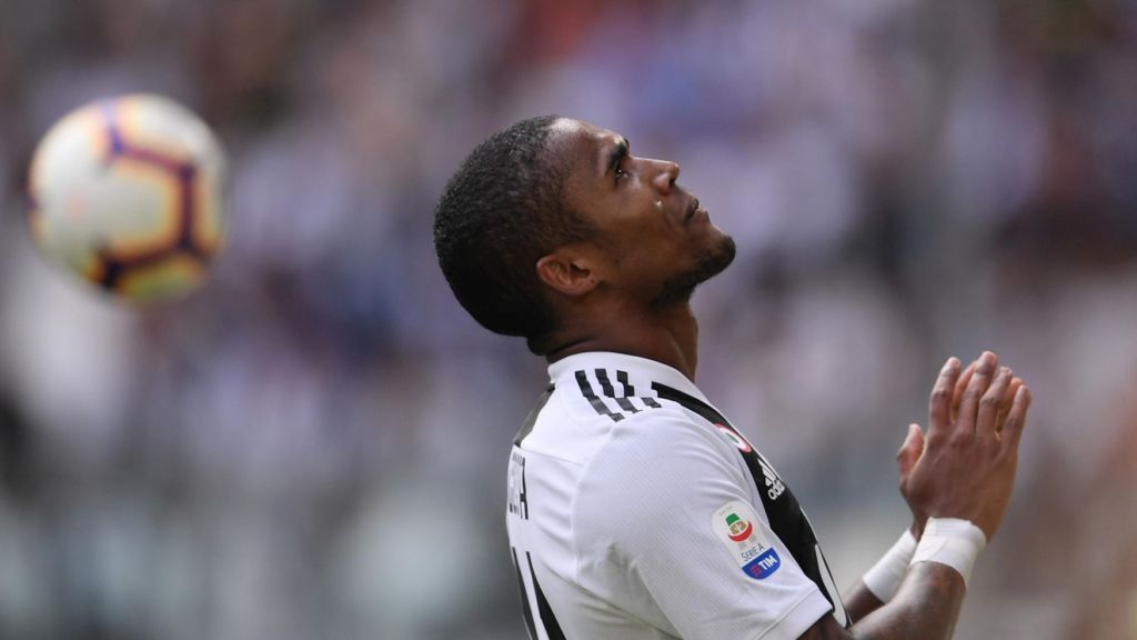 Χάνει Ντάγκλας Κόστα και Ντε Λιχτ η Γιουβέντους