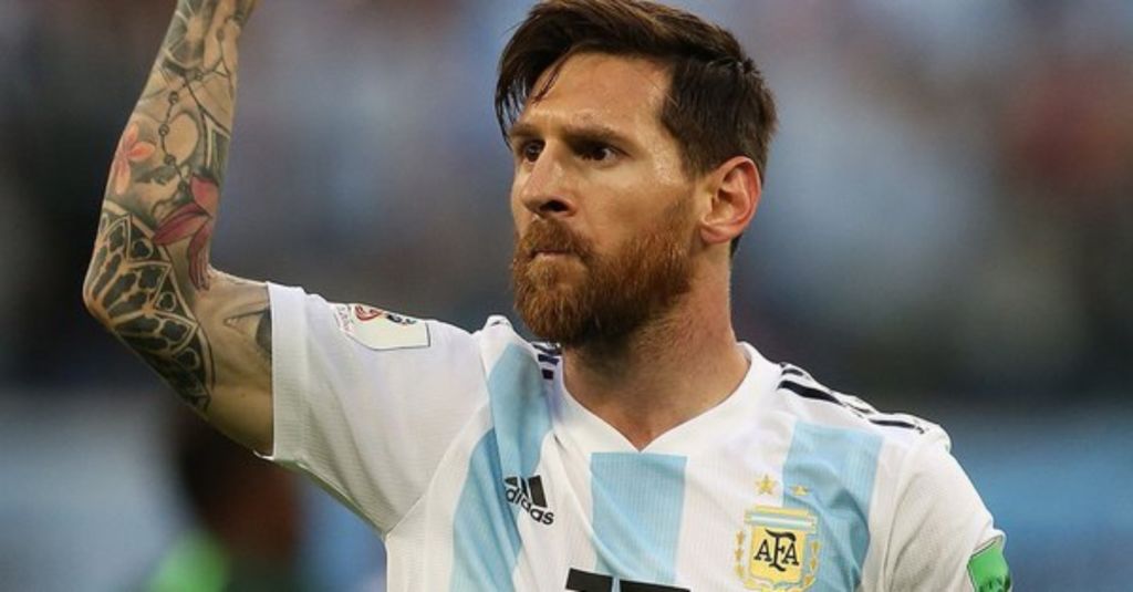 Μαραντόνα: « Το παίζει Καταλανός ο Μέσι, δεν τραγουδάει τον εθνικό ύμνο!»