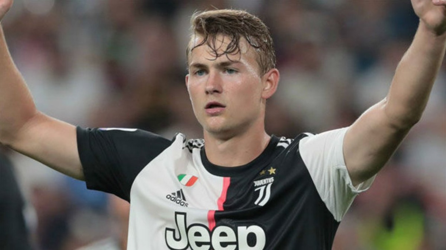 Ντε Λίχτ: «Θέλω να μείνω στην Γιουβέντους για πολλά χρόνια»