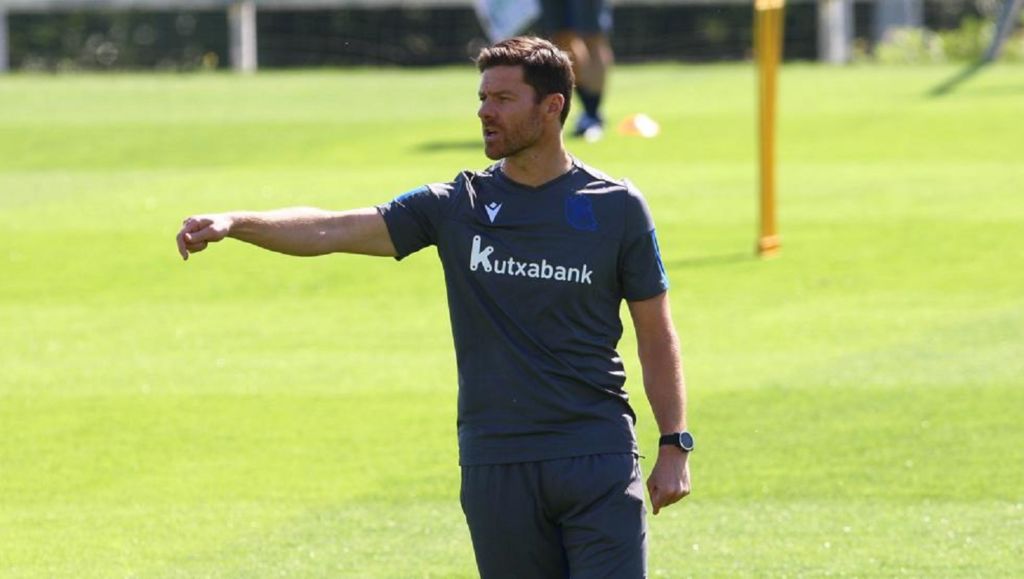 Απαντά για τις φήμες περί Άρσεναλ και Σίτι ο Αλόνσο