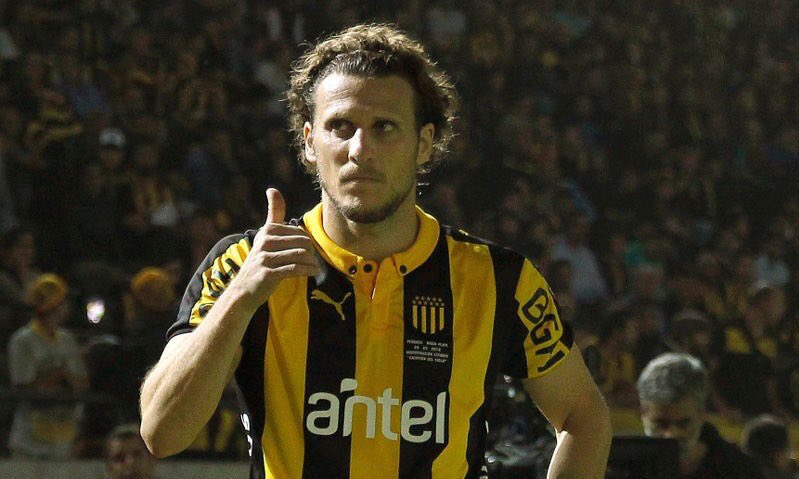 Ο Ντιέγκο Φορλάν ως παίκτης της Πενιαρόλ