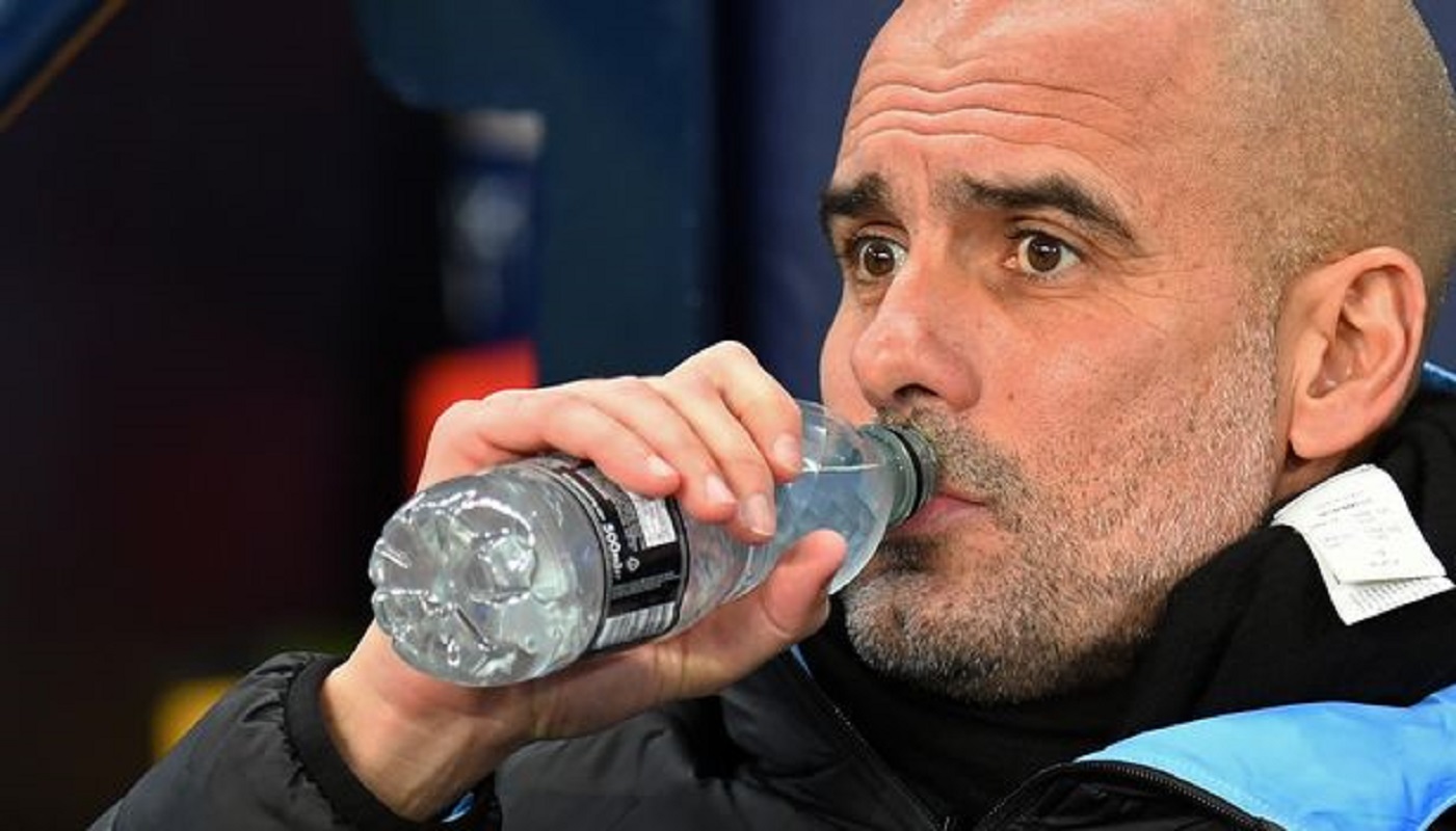 Γκουαρντιόλα: «Οι παίκτες μου βρίσκονταν για δείπνο σε εστιατόριο»