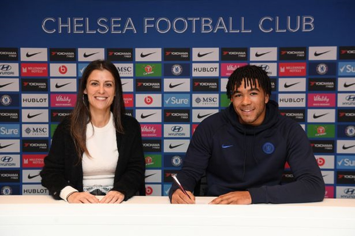 Συμφωνία μακράς διάρκειας ανάμεσα σε Τζέιμς και Τσέλσι!