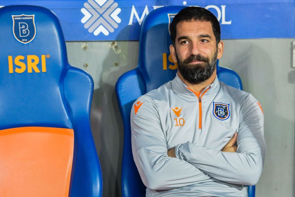 «Φευγάτος» από Μπασακσεχίρ ο Αρντά Τουράν, σκέφτεται τη Γαλατά