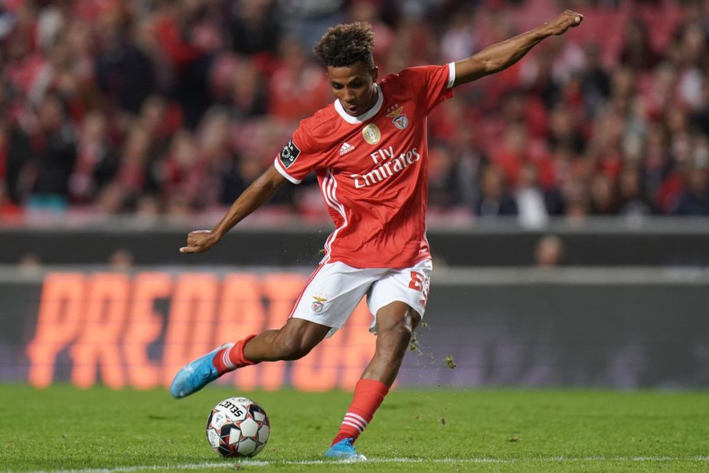 Μεγάλη προσφορά της Τσέλσι για Ζέντσον Φερνάντες