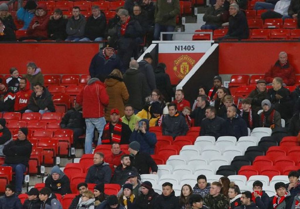 Ετοιμάζουν αποχώρηση οι οπαδοί της Γιουνάιτεντ!