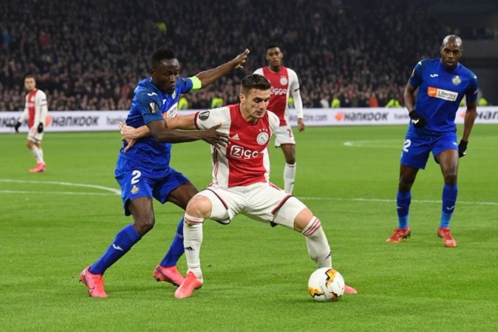 Έκπληξη! Εκτός Γιουρόπα Λιγκ Μπενφίκα, Σέλτικ και Άγιαξ!