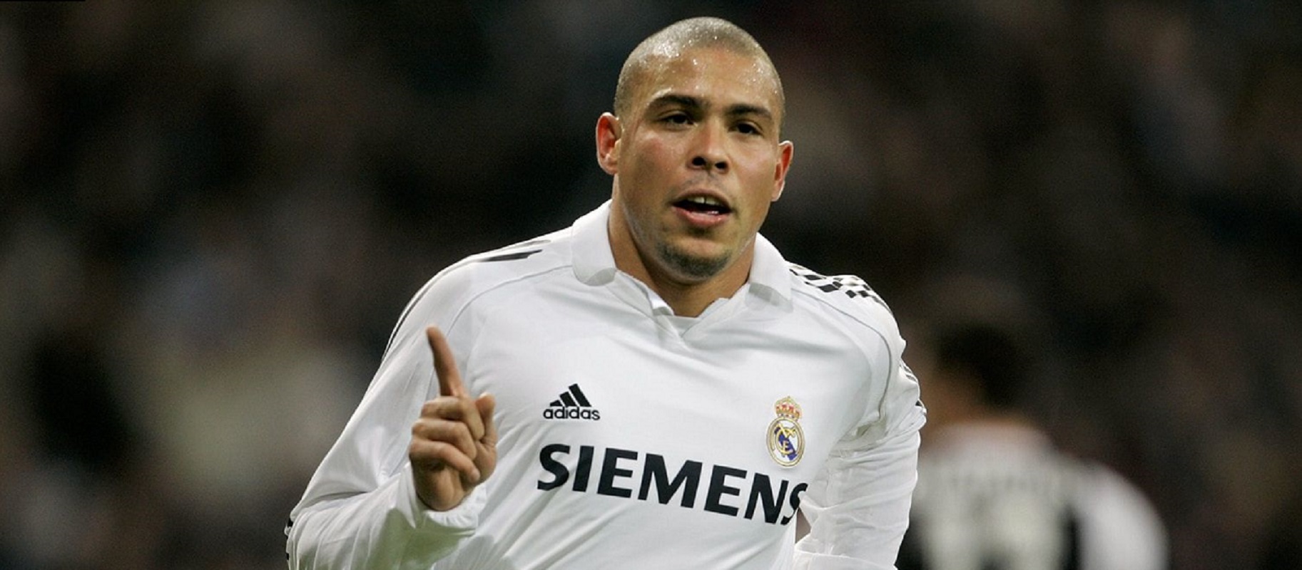 Ρονάλντο: 18 χρόνια από την παρουσίασή του στο Μπερναμπέου!