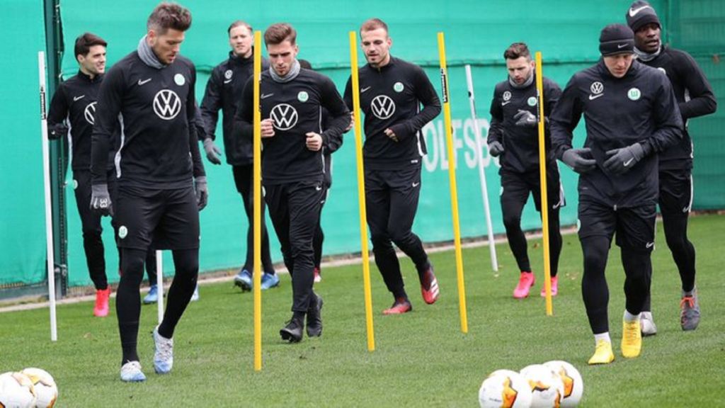 Βόλφσμπουργκ: Παραβλέπουν τον κορωνοϊό και ξεκινούν προπονήσεις