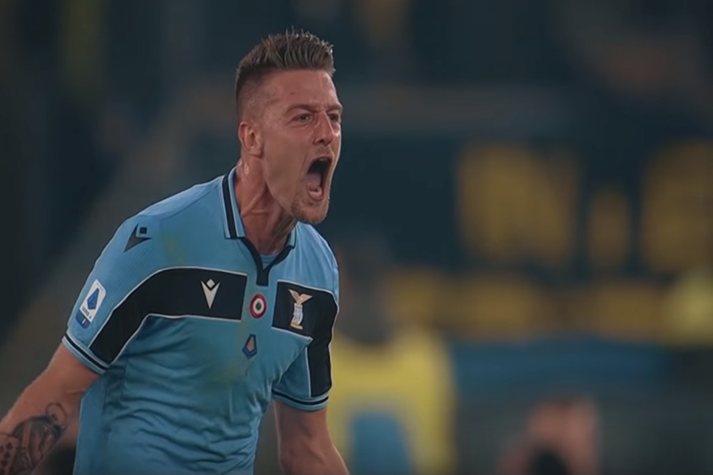 Μιλάει με Μιλίνκοβιτς-Σάβιτς η Γιουνάιτεντ