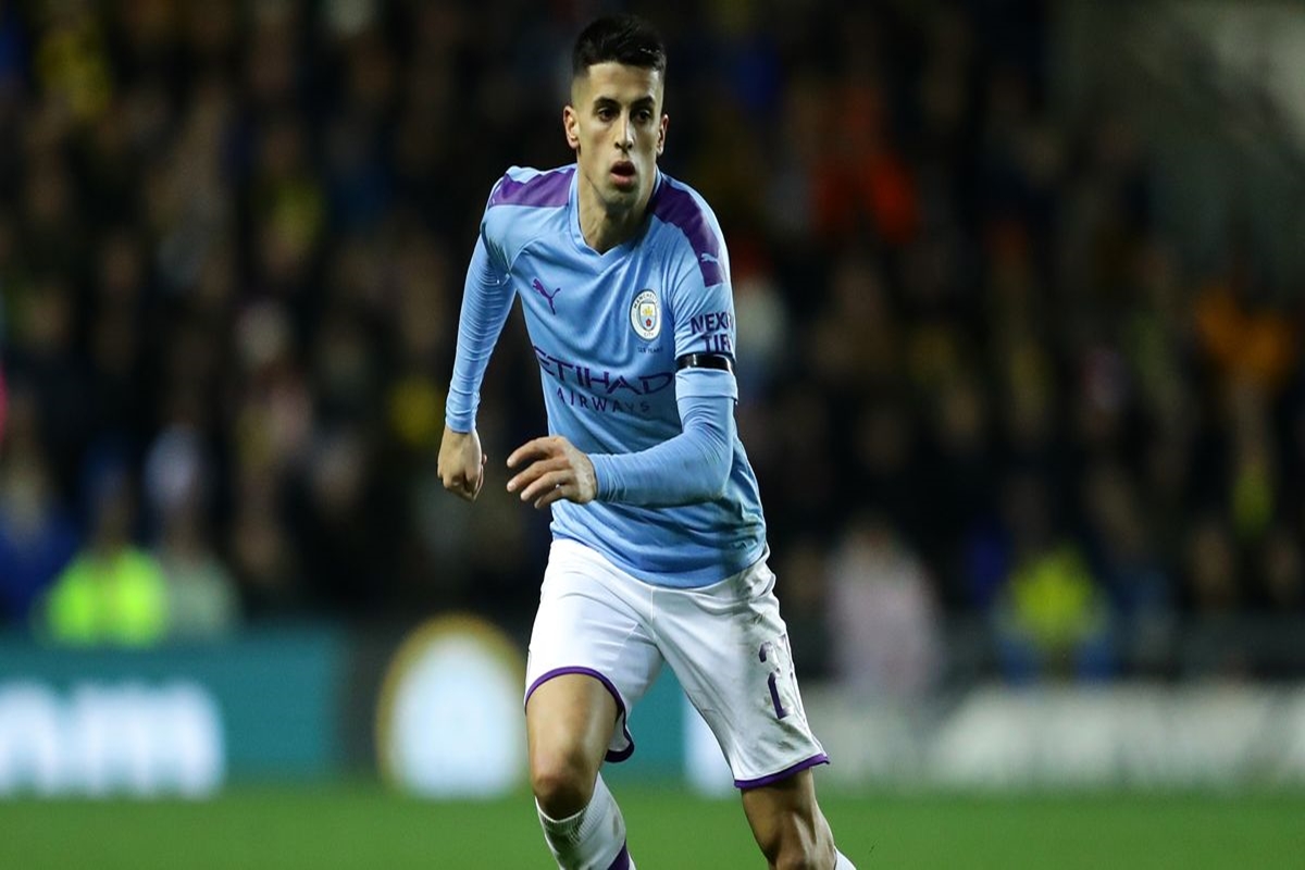 “Γλυκοκοιτάζει” Κανσέλο η Μπαρτσελόνα