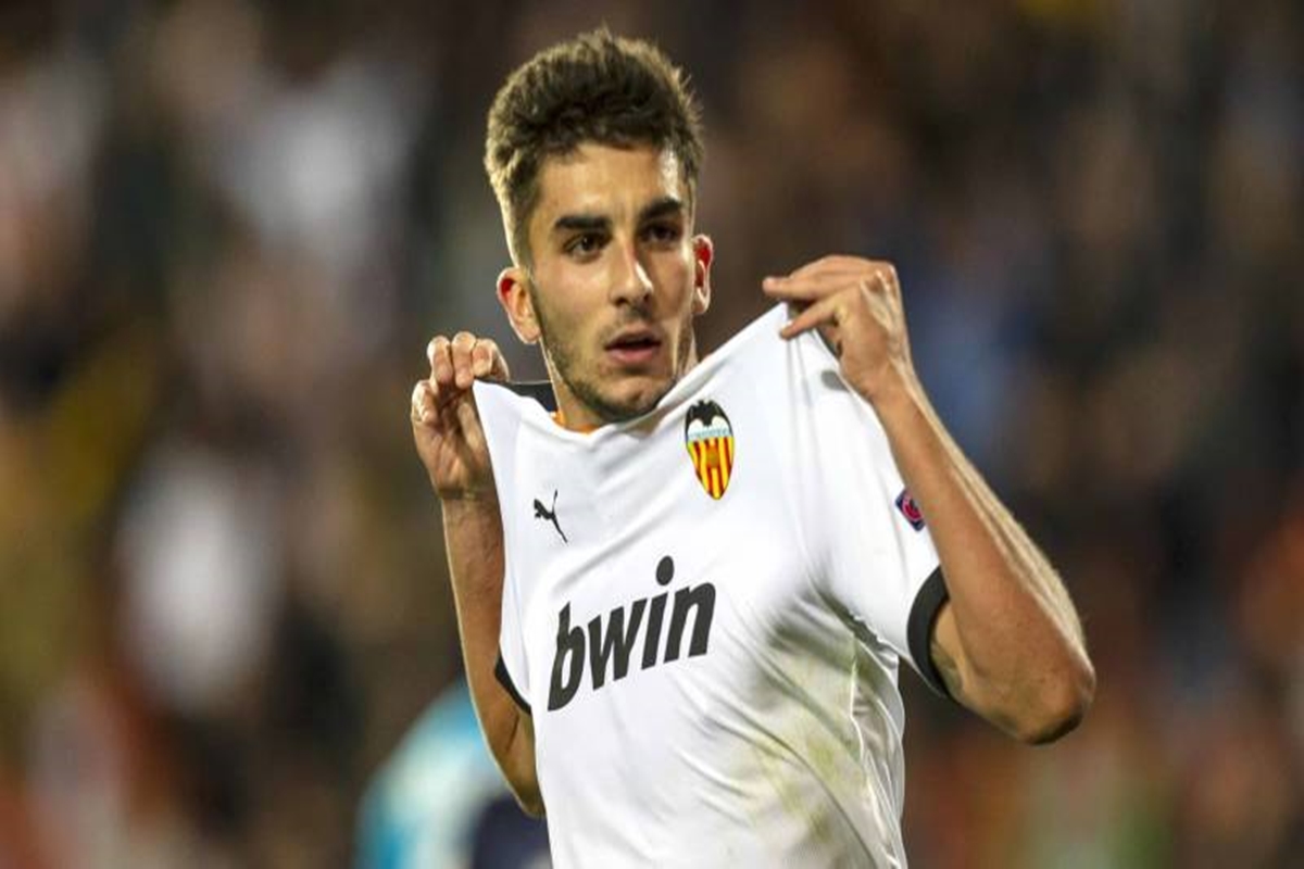 Κινείται αστραπιαία για Φεράν Τόρες η Ντόρτμουντ