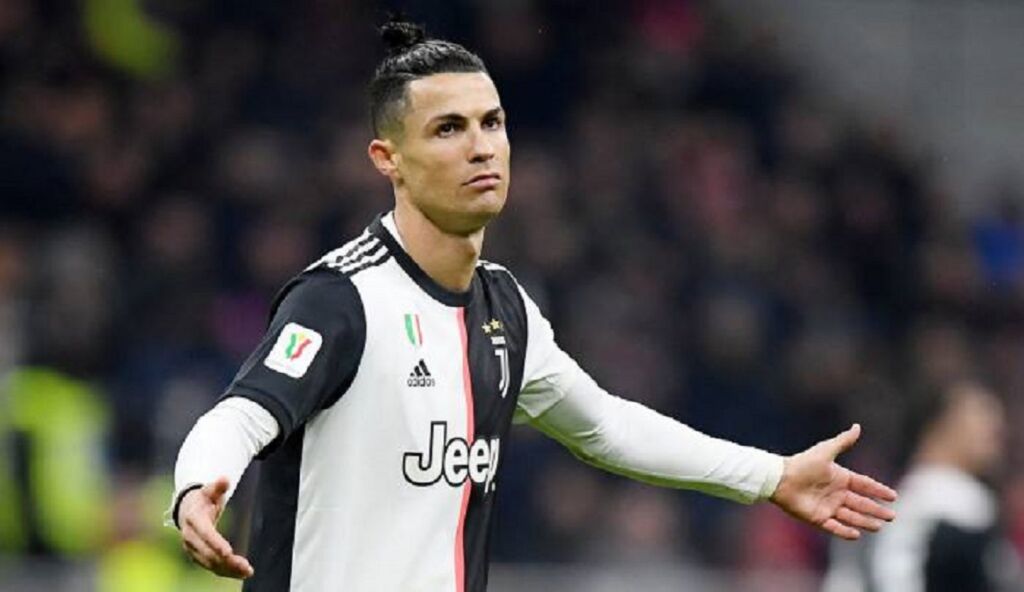 Οι κοιλιακοί του Κριστιάνο τα… σπάνε (pic)