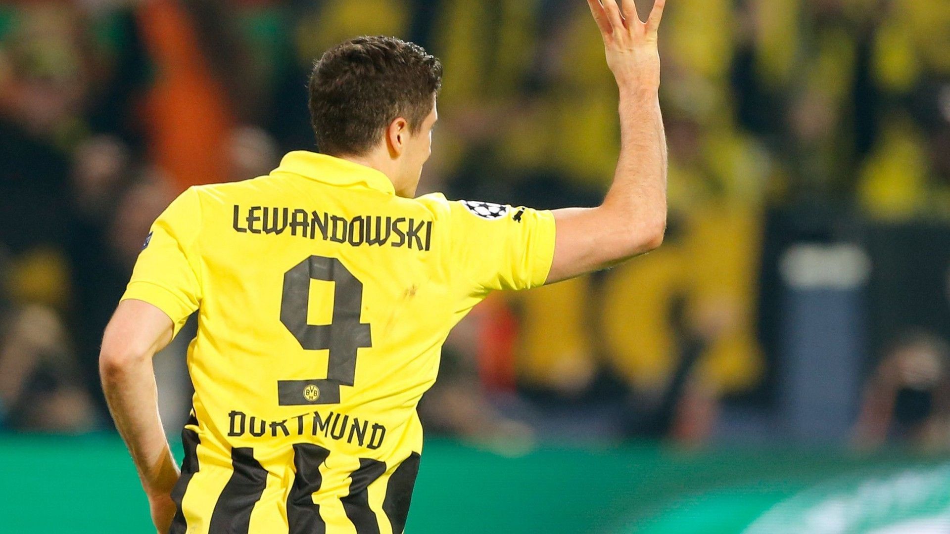 «Ο Λέβαντοφσκι ήθελε Ρεάλ, πολλά… γαλλικά από την Μπάγερν»