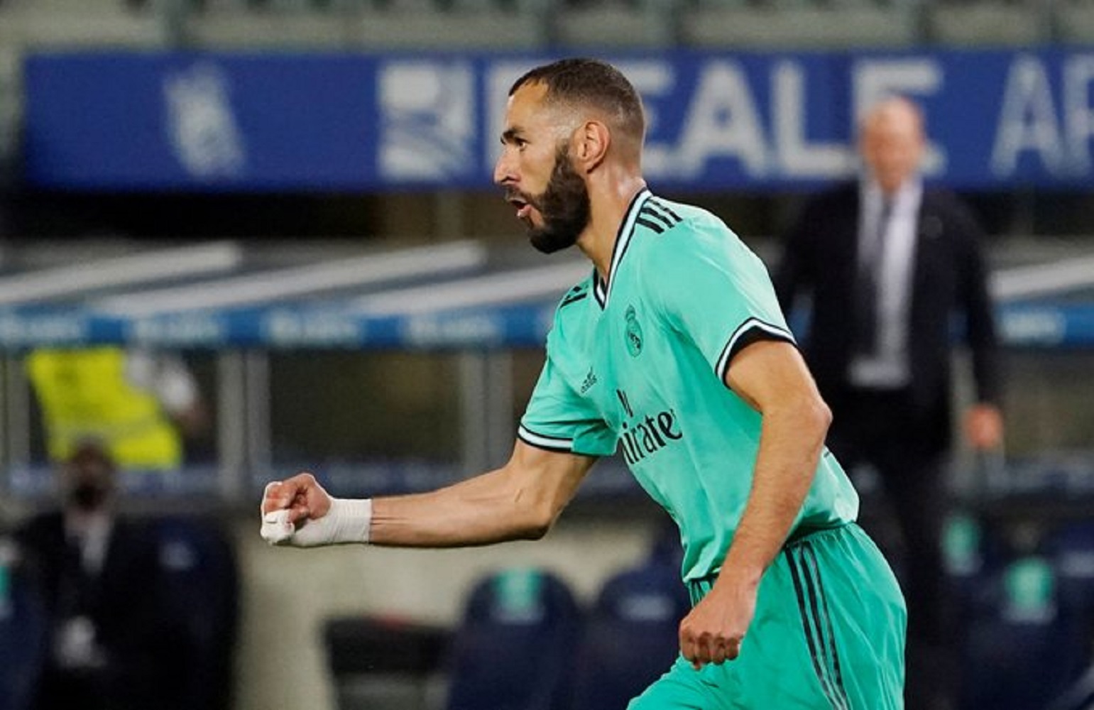 Τακουνάκι – όνειρο του Μπενζεμά, «κεφάλι» στο σκορ η Ρεάλ με Κασεμίρο (vid)