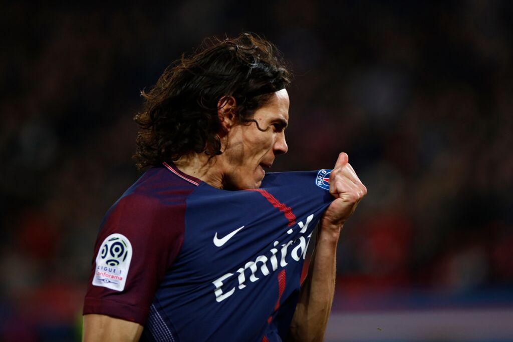 Η Μπενφίκα ρίχνει τα τσιμέντα με τον Καβάνι