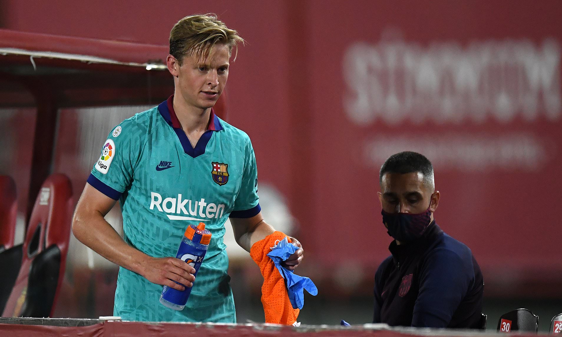 Σετιέν: “Ο Ντε Γιονγκ θα προλάβει τα τελευταία ματς του πρωταθλήματος”